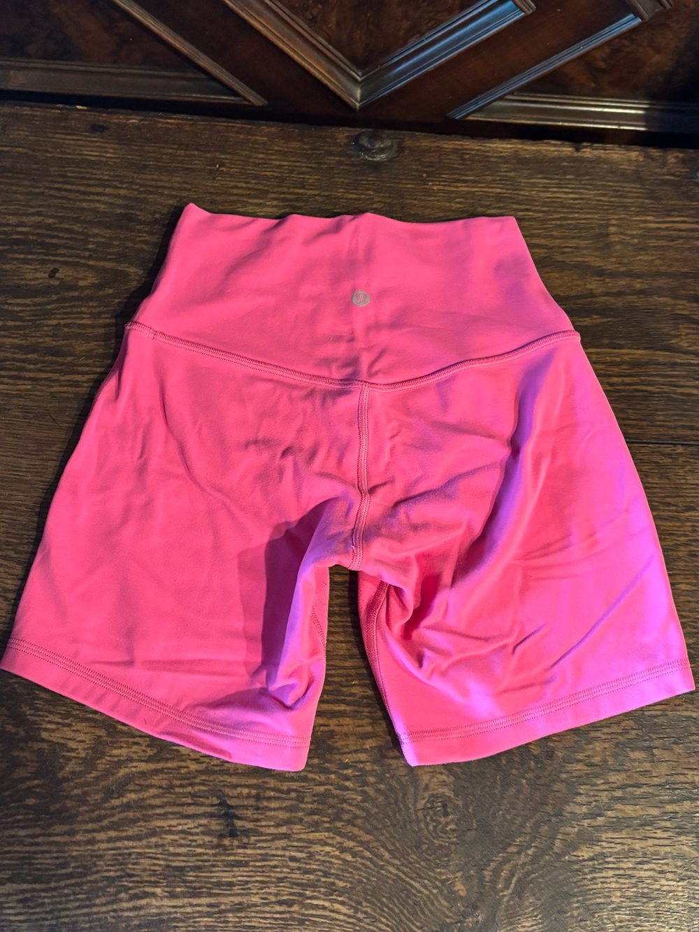 lululemon biker shorts size 4 bright pink
